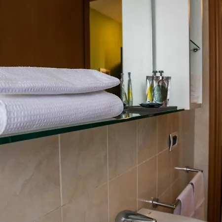 Aparthotel Le Residenze Di Santa Costanza - Le Dimore 2*