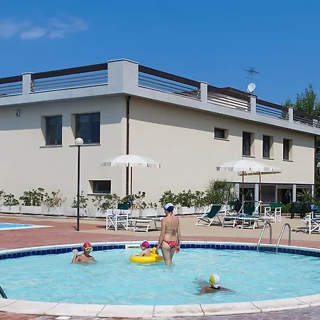 Le Residenze Di Santa Costanza - Le Dimore 2*